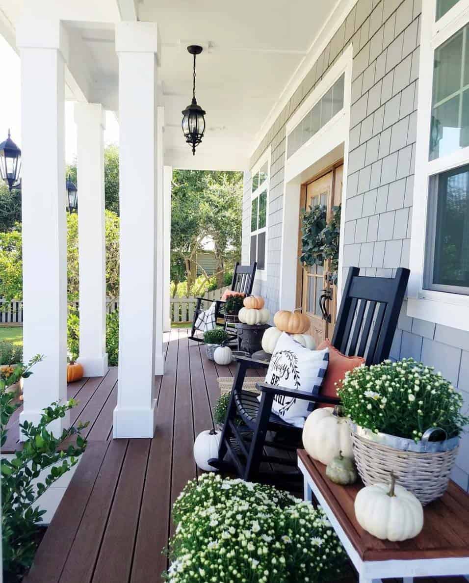 20+ Dreamy Ideas For Decorating Your Front Porch For Fall