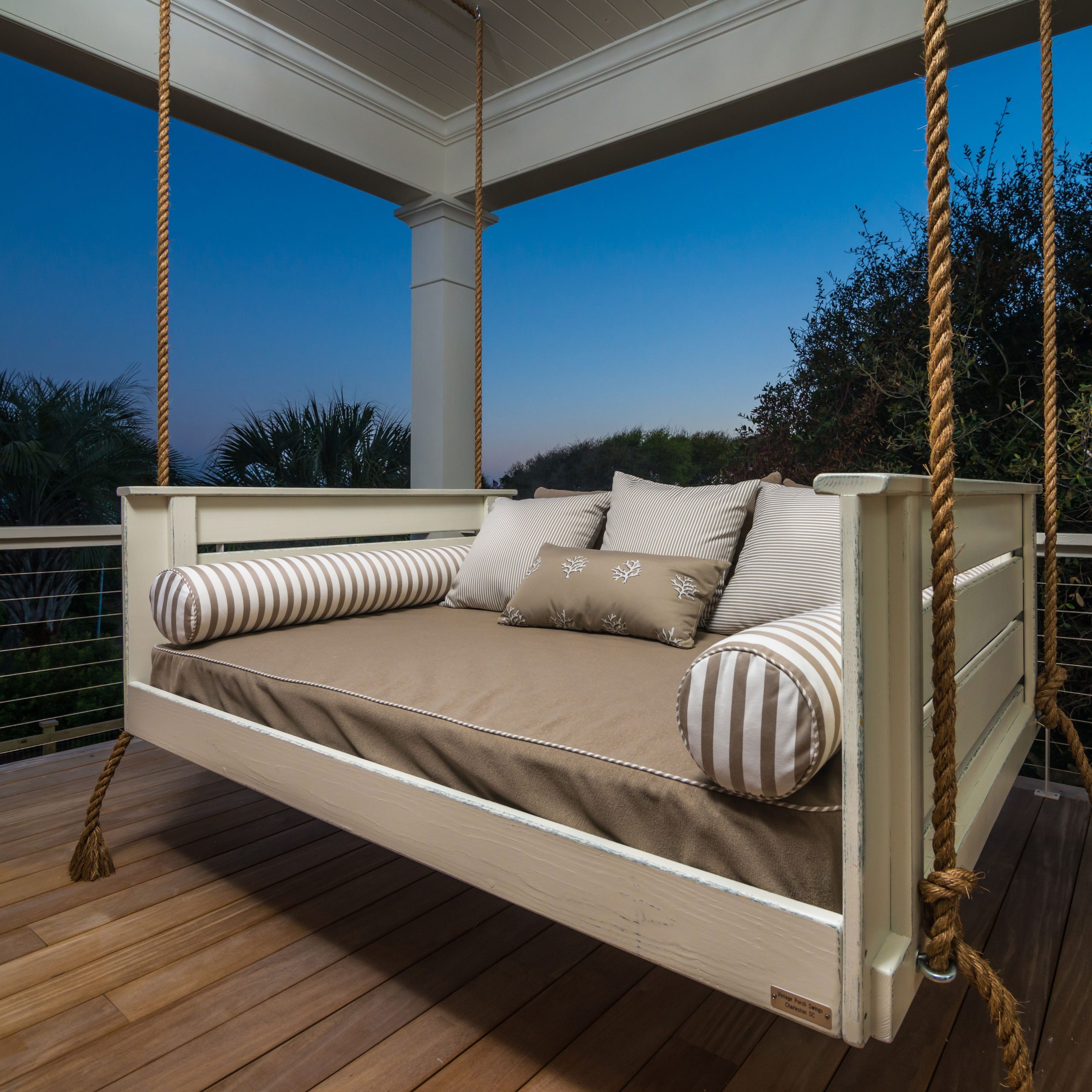 25 Inspirations Hanging Daybed Rope Porch Swings