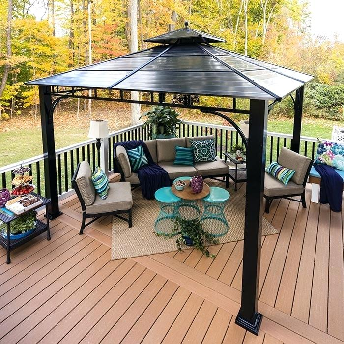 A Pergola On Composite Deck With Patio Furniture Adding Bench To ...