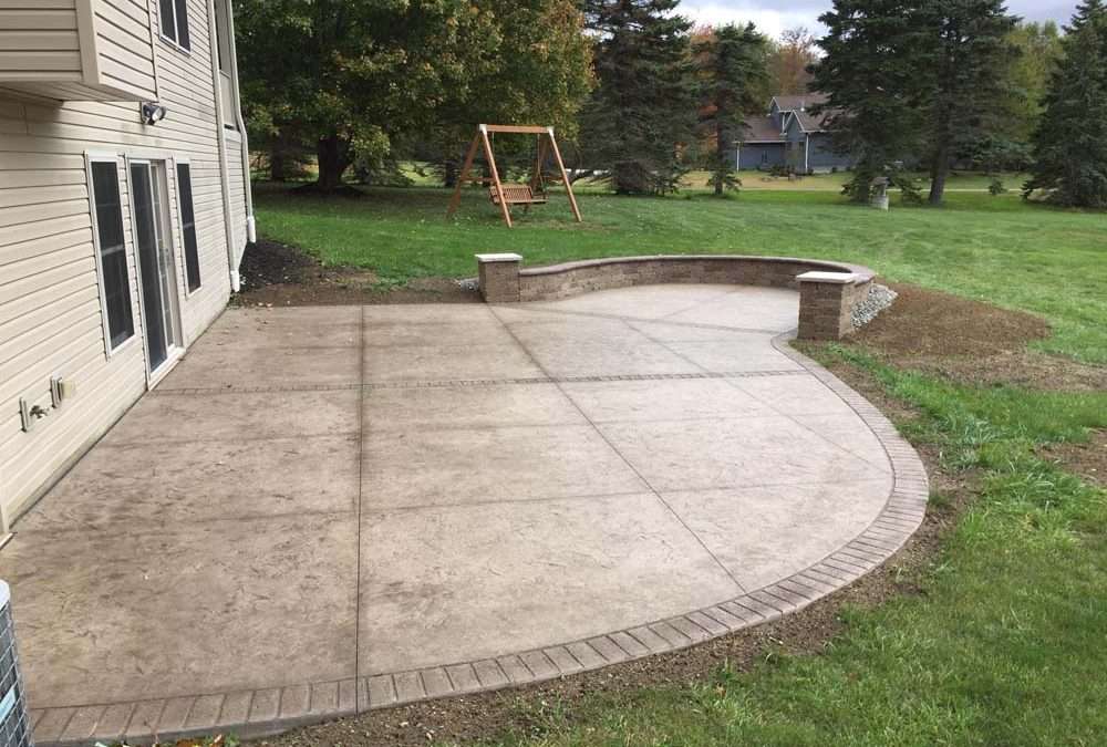Backyard Concrete Patio Ideas: Stained and Stamped ...
