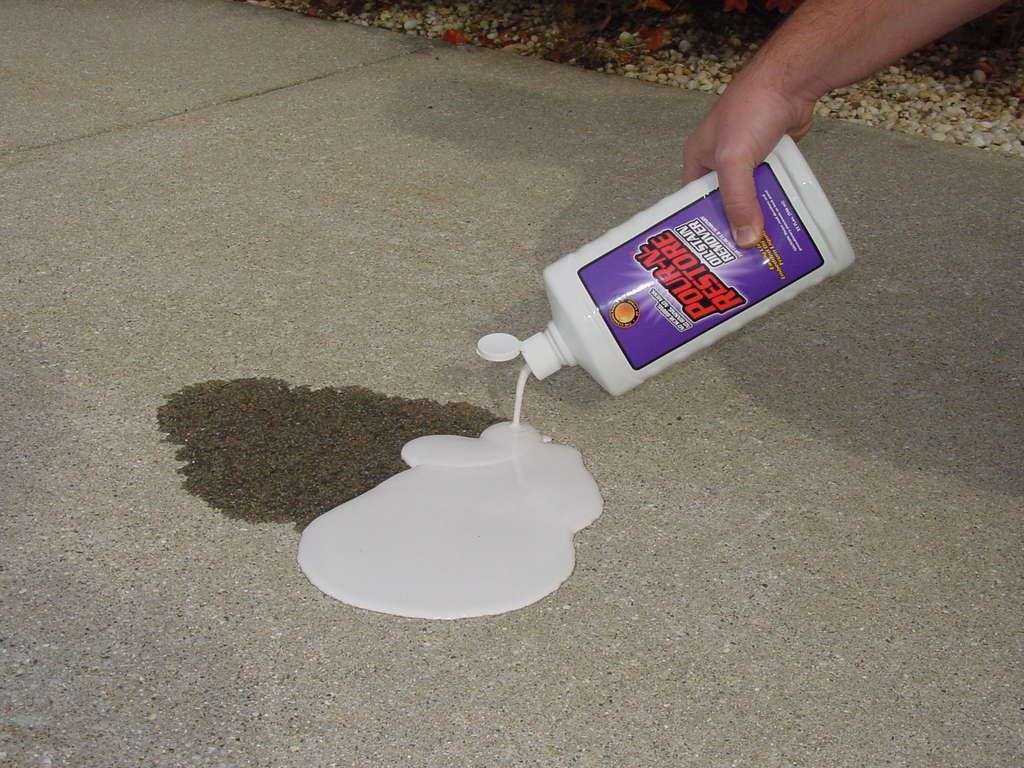 Cleaning Oil Stains on Your Driveway