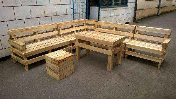 DIY Pallet Patio or Outdoor Furniture Set â€“ 101 Pallets
