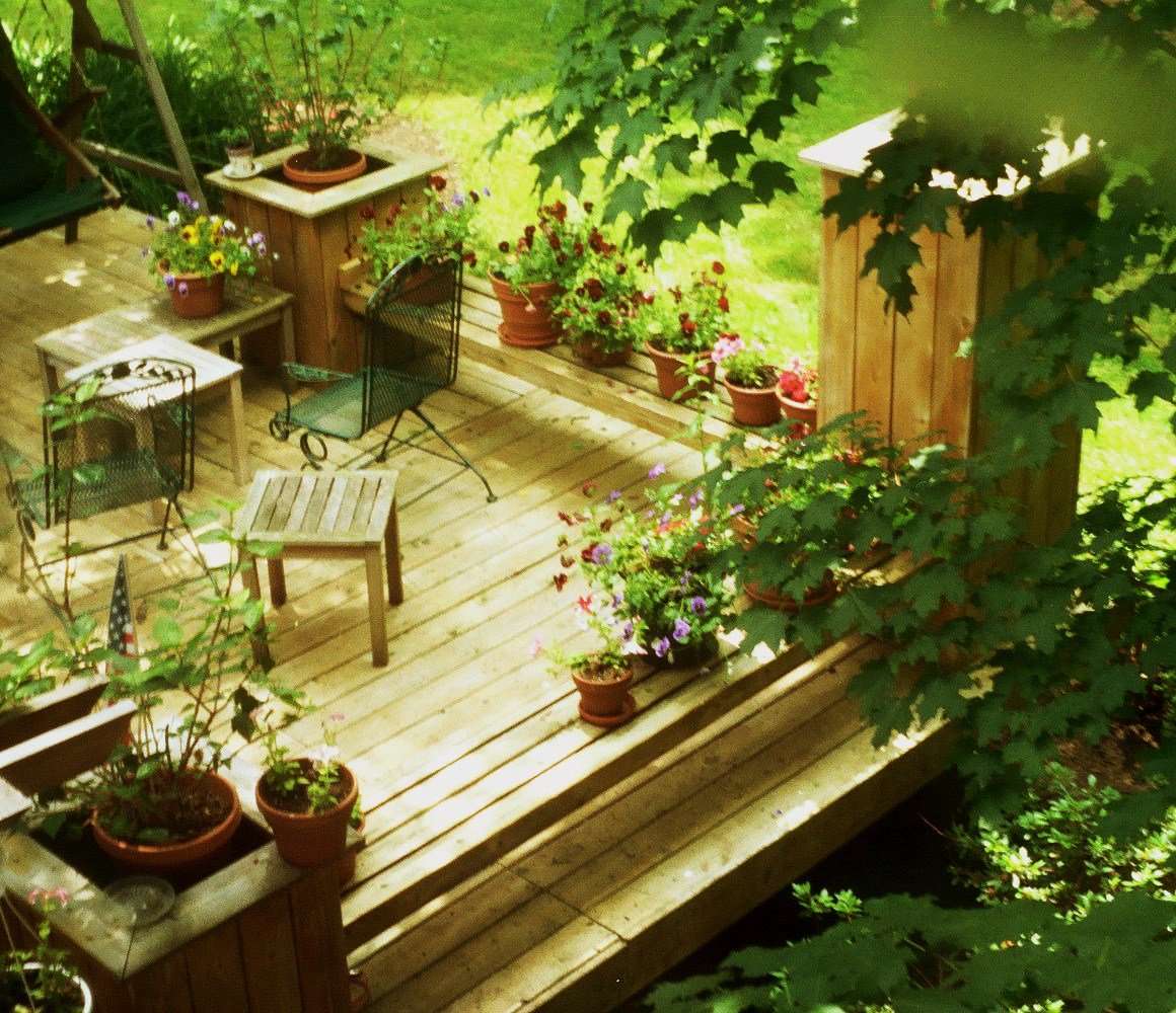 How to build a wood patio deck