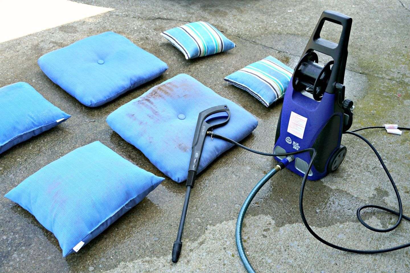 How to Clean Patio Cushions