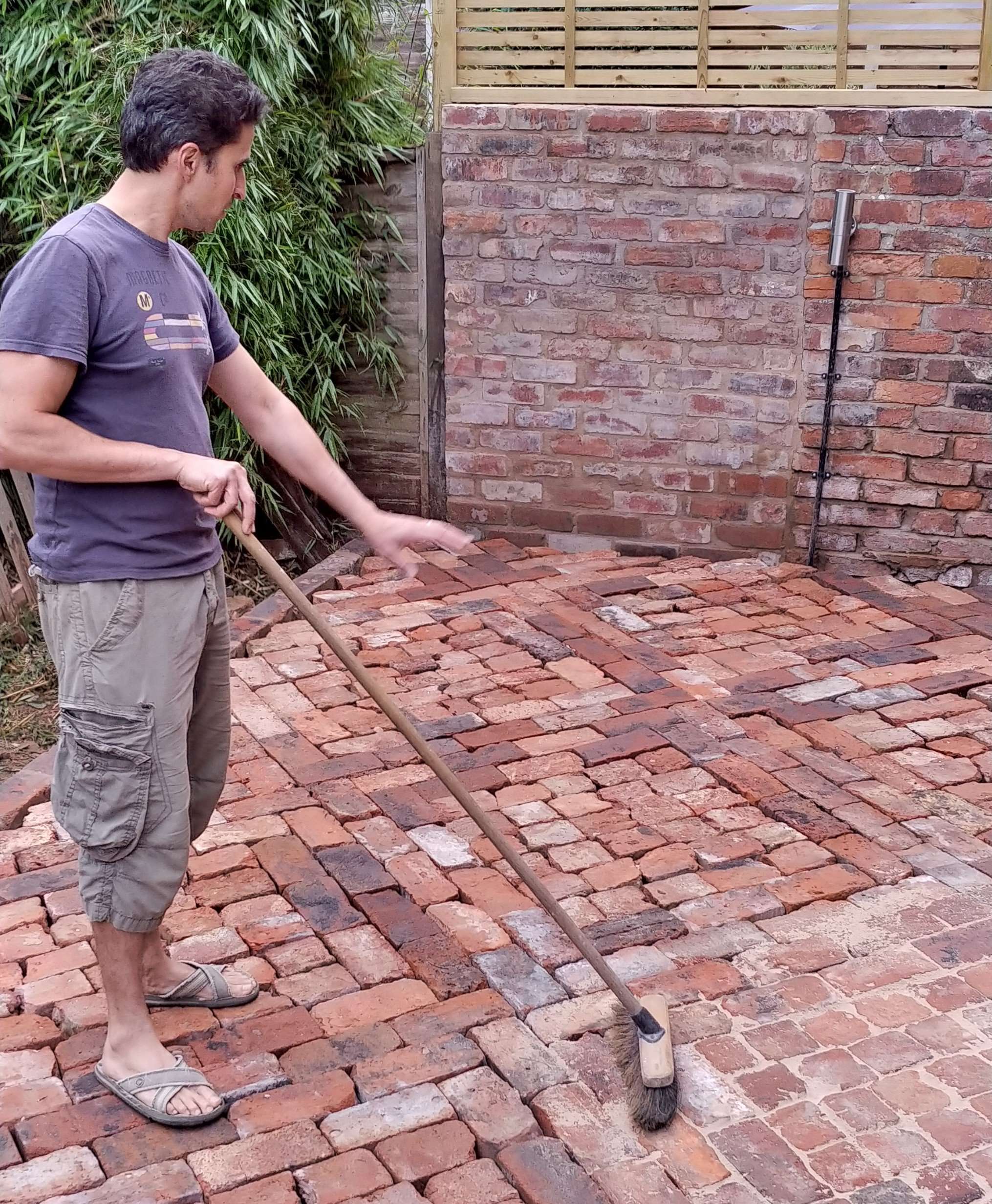 How to Lay a Patio from Reclaimed Bricks  Alice de Araujo ...