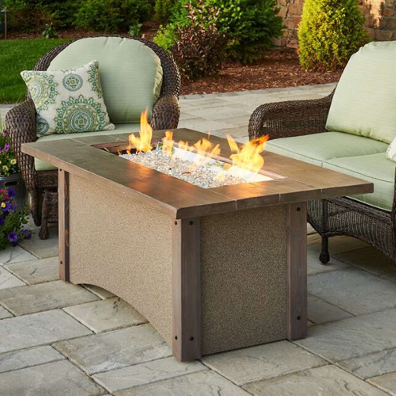 Outdoor GreatRoom Pine Ridge Rectangular Fire Pit Table with Free ...