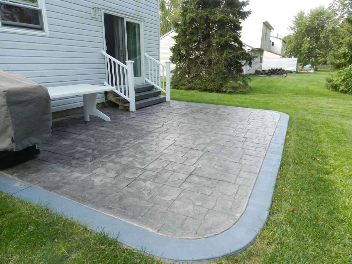 Stamped Concrete Patio with Smooth Border, Ashlar Slate Pattern ...