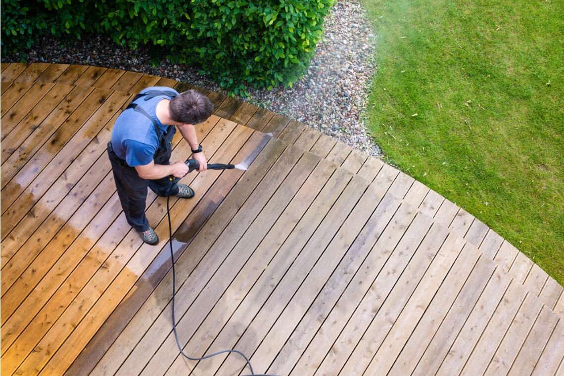 The Benefits of Power Washing Your Deck