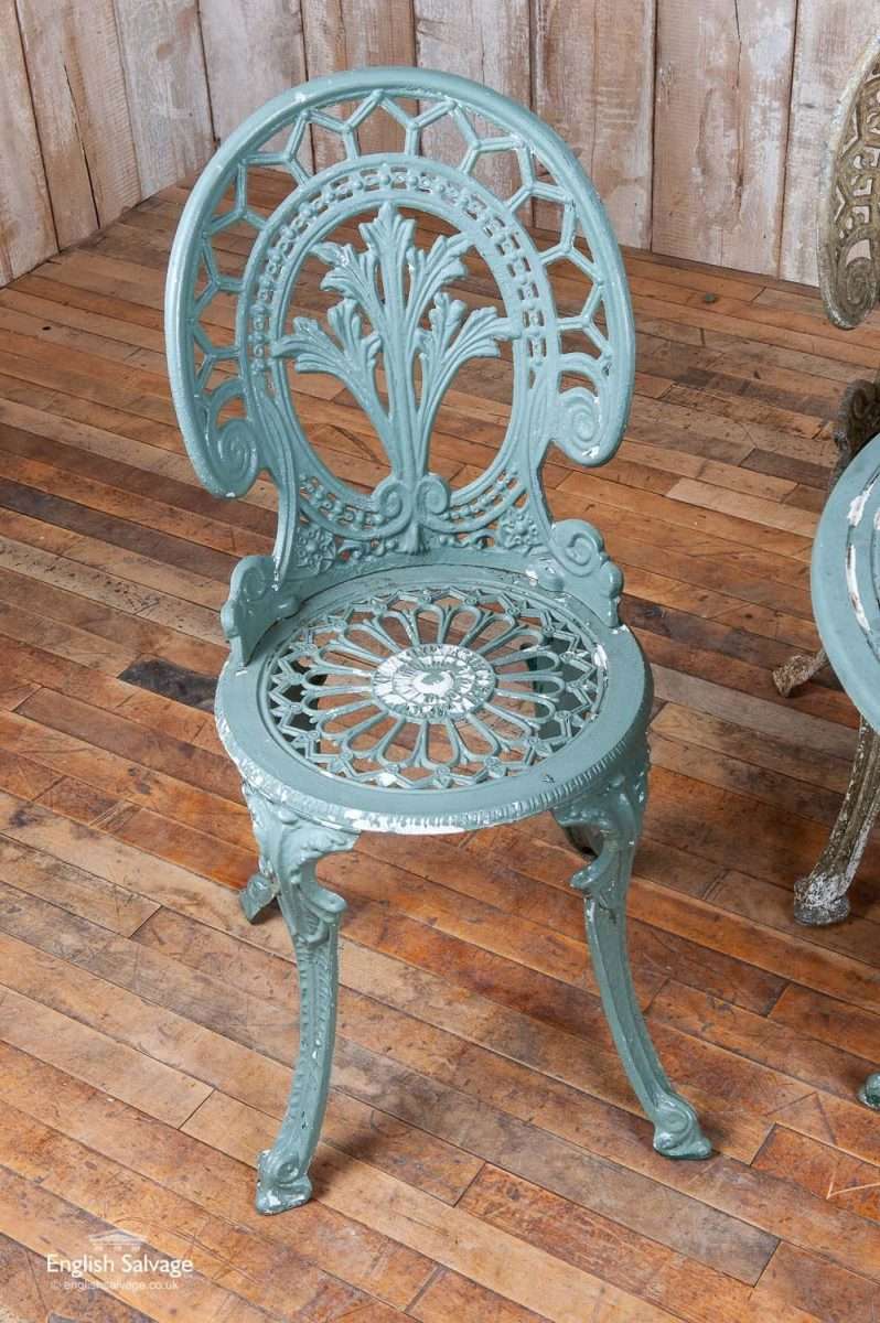 Vintage garden alloy table and four chairs