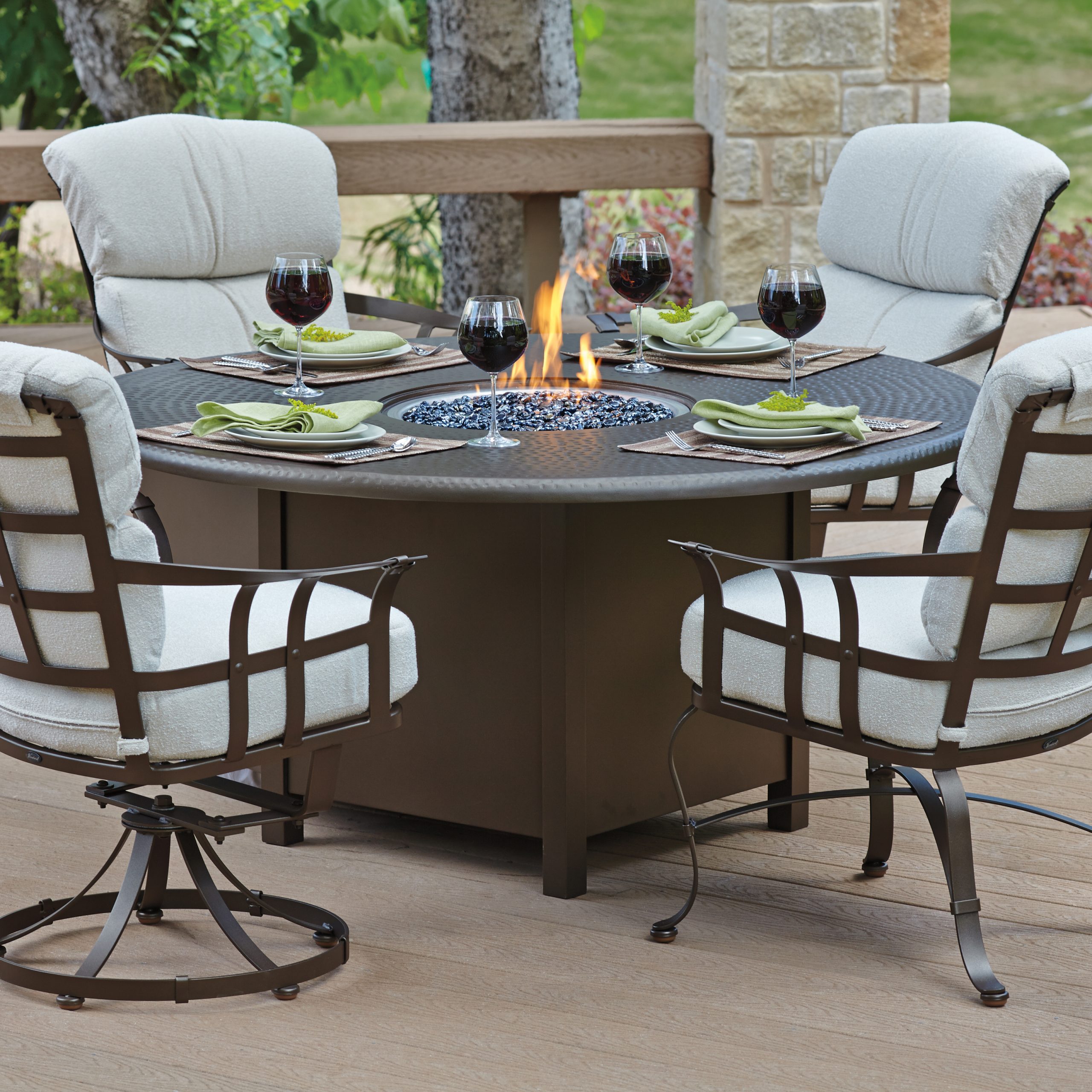 Woodard Hammered 48 in. Round Fire Pit Table